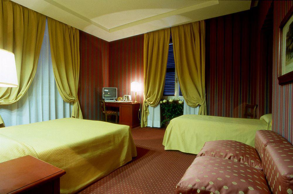 Atlante Garden Hotel Rome Room photo